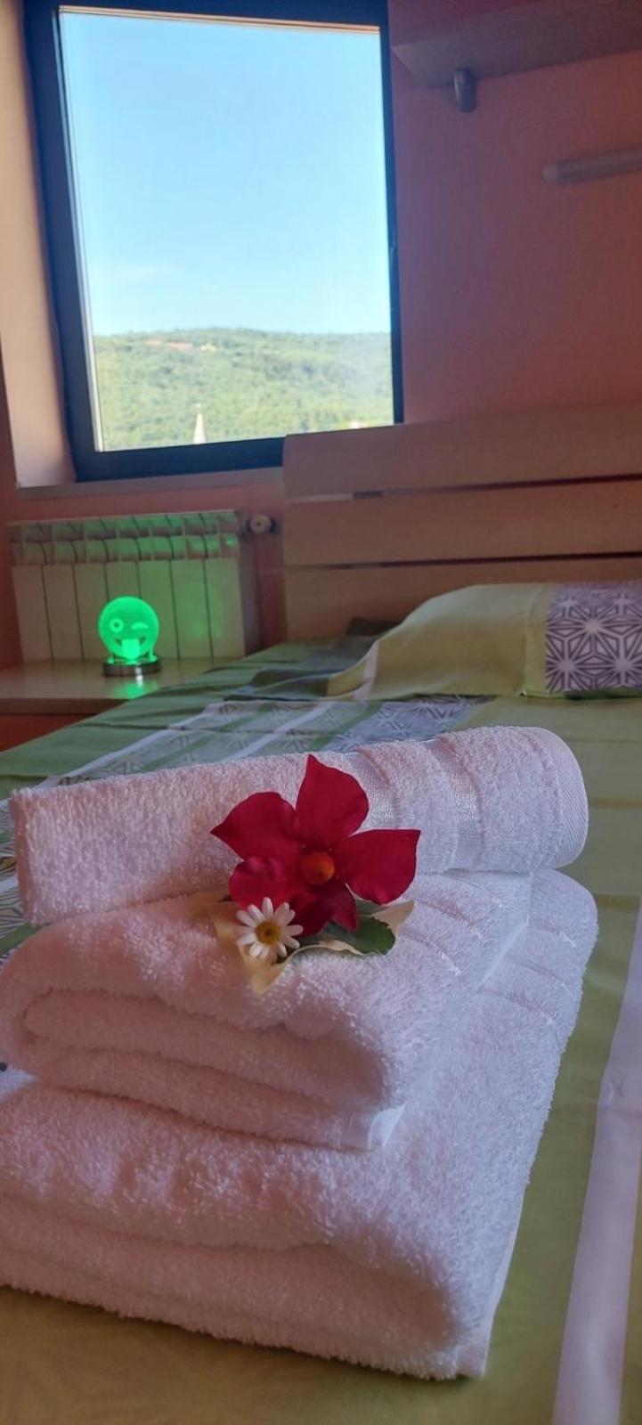 Apartma Mimi Dekani 外观 照片