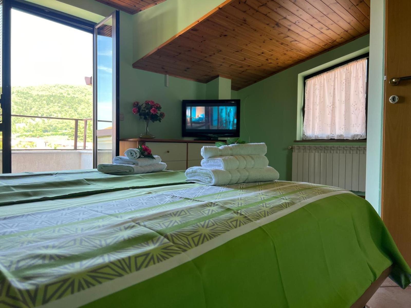 Apartma Mimi Dekani 外观 照片